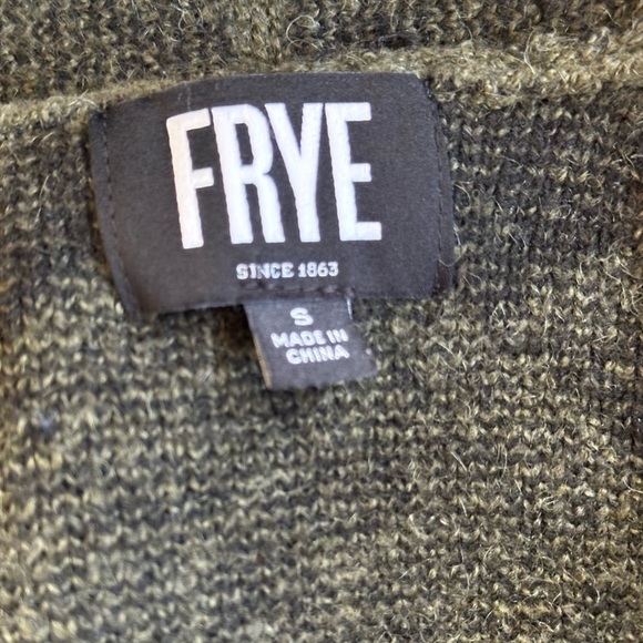 Frye “The Cozy Cardigan” Native American Design Open Cardigan Small EUC! - Picture 11 of 12
